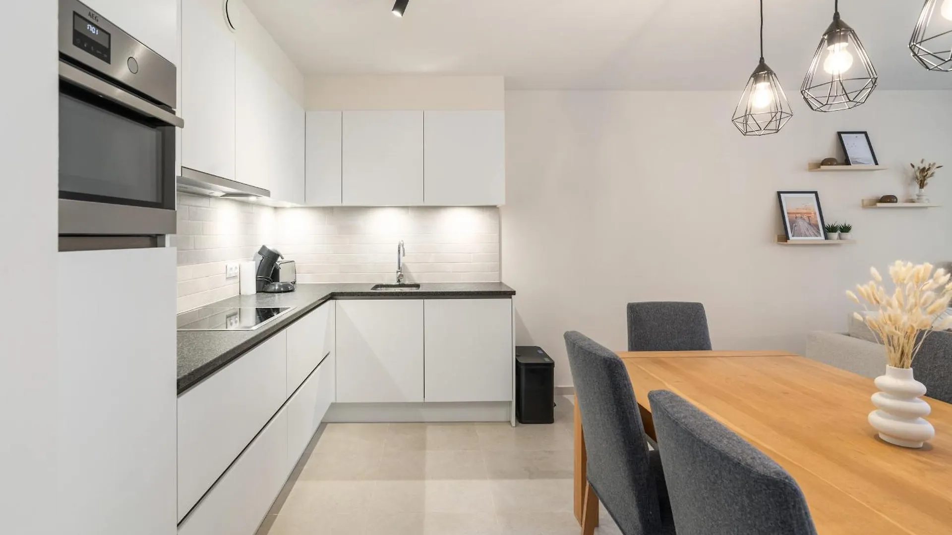 Apartment -Coastende- Stijlvol & Nieuw Apt Aan De Jachthaven Ostend Belgium